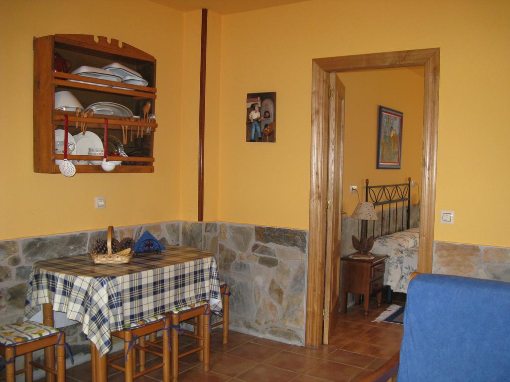 Apartamentos Rurales Casa El Caminero Merás Extérieur photo